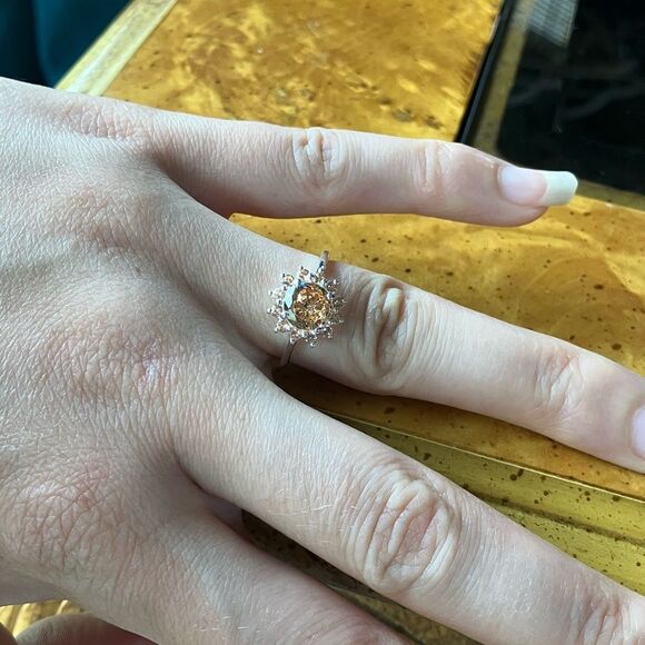 Simulated Champagne Diamond Sterling Silver Ring Size 7 - Picture 3 of 8